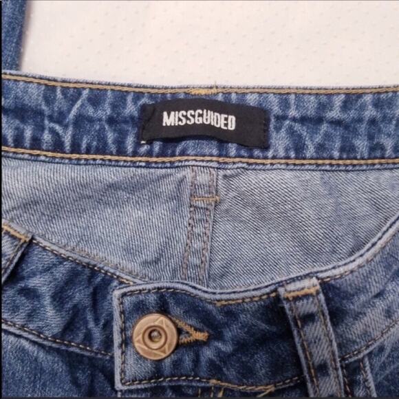 Missguided High Rise Destroyed Ripped Jeans - Picture 3 of 8